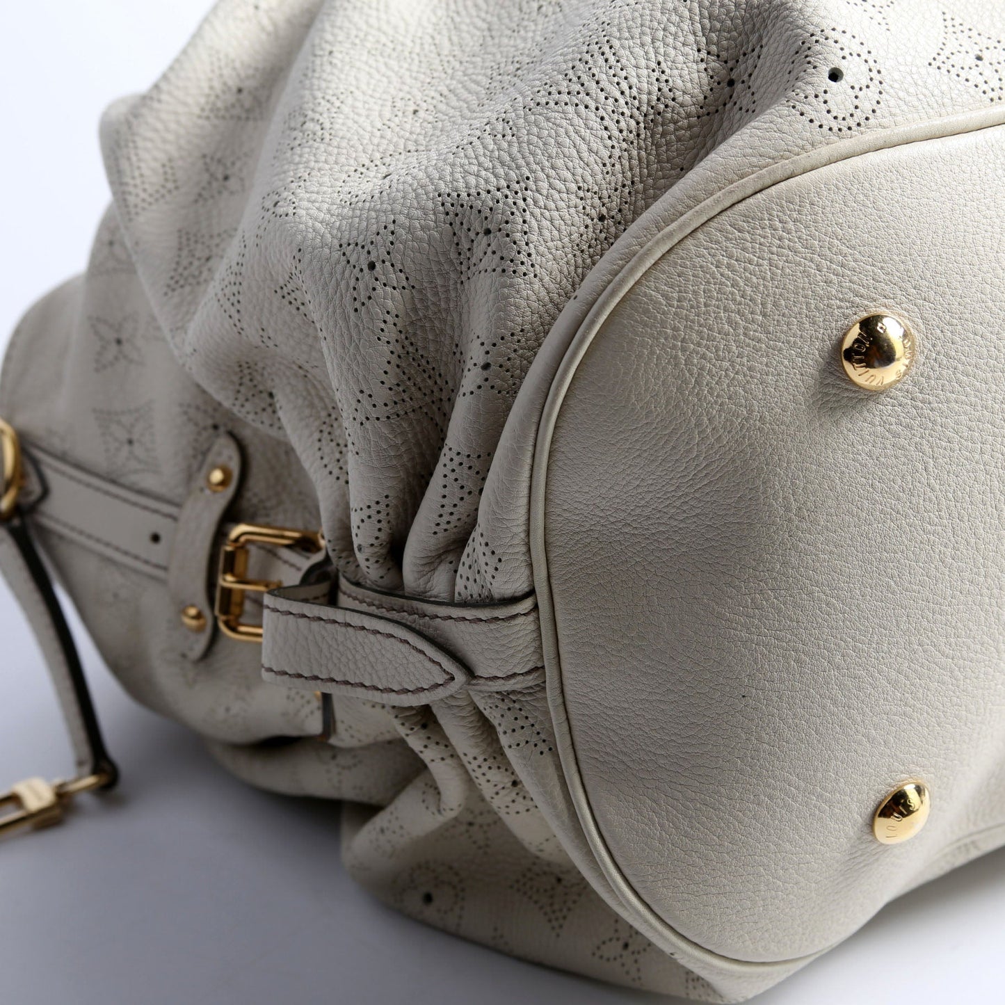 Louis Vuitton Large Mahina Cream