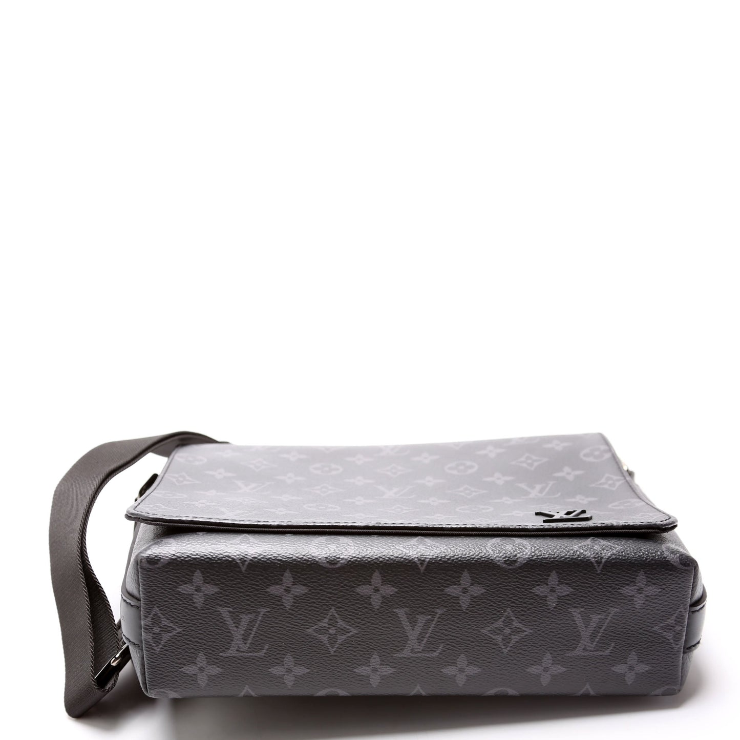 Louis Vuitton District PM Monogram Eclipse New Version 3