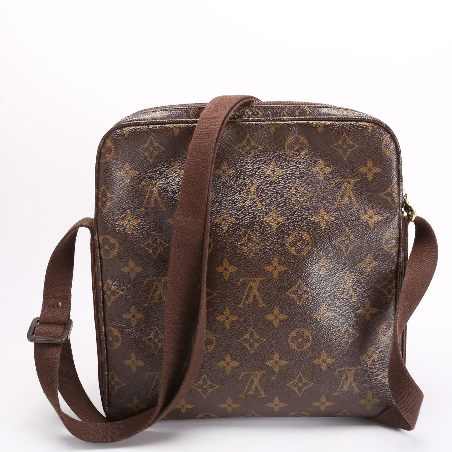 Louis Vuitton Trotteur Beaubourg Monogram
