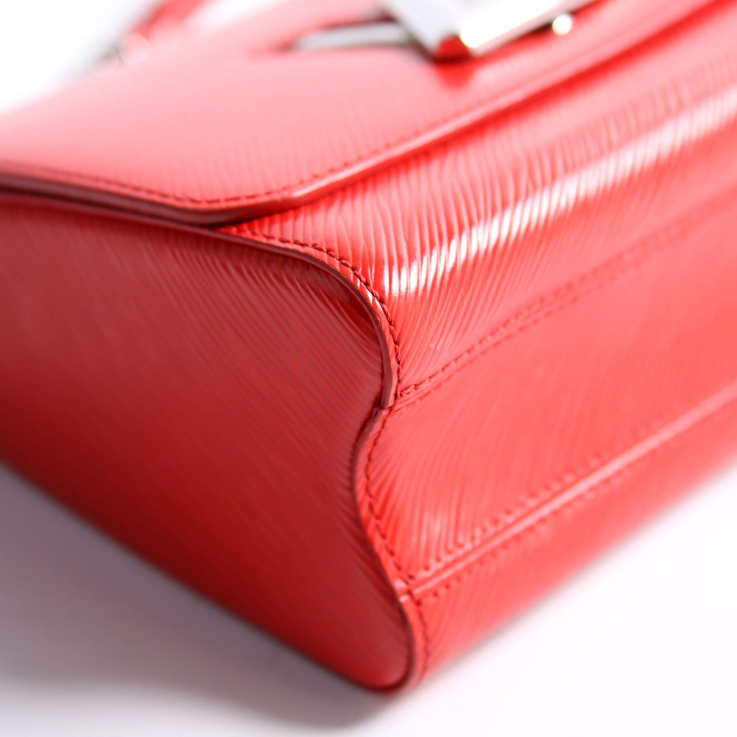 Louis Vuitton Twist MM Epi Red