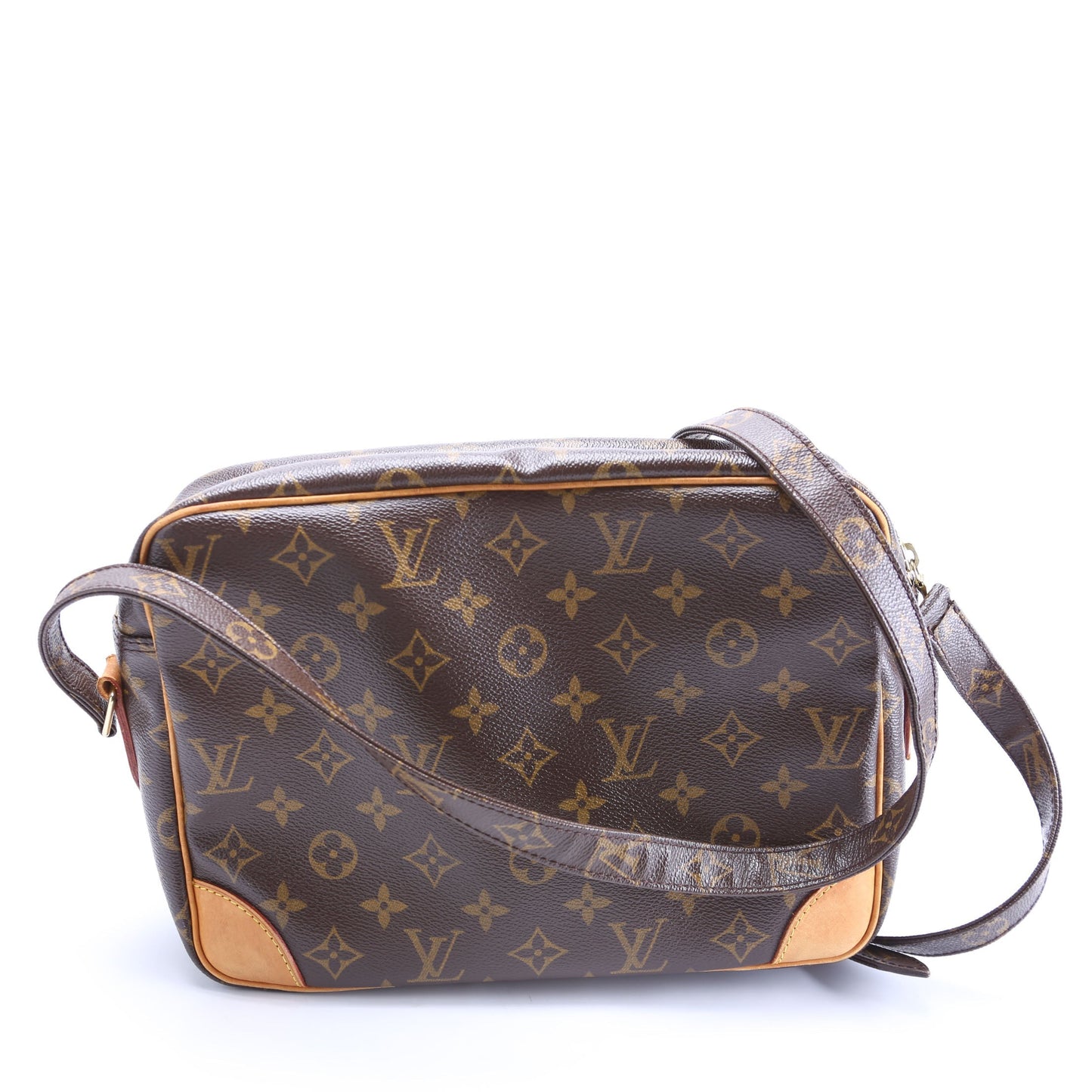 Louis Vuitton Nil Monogram