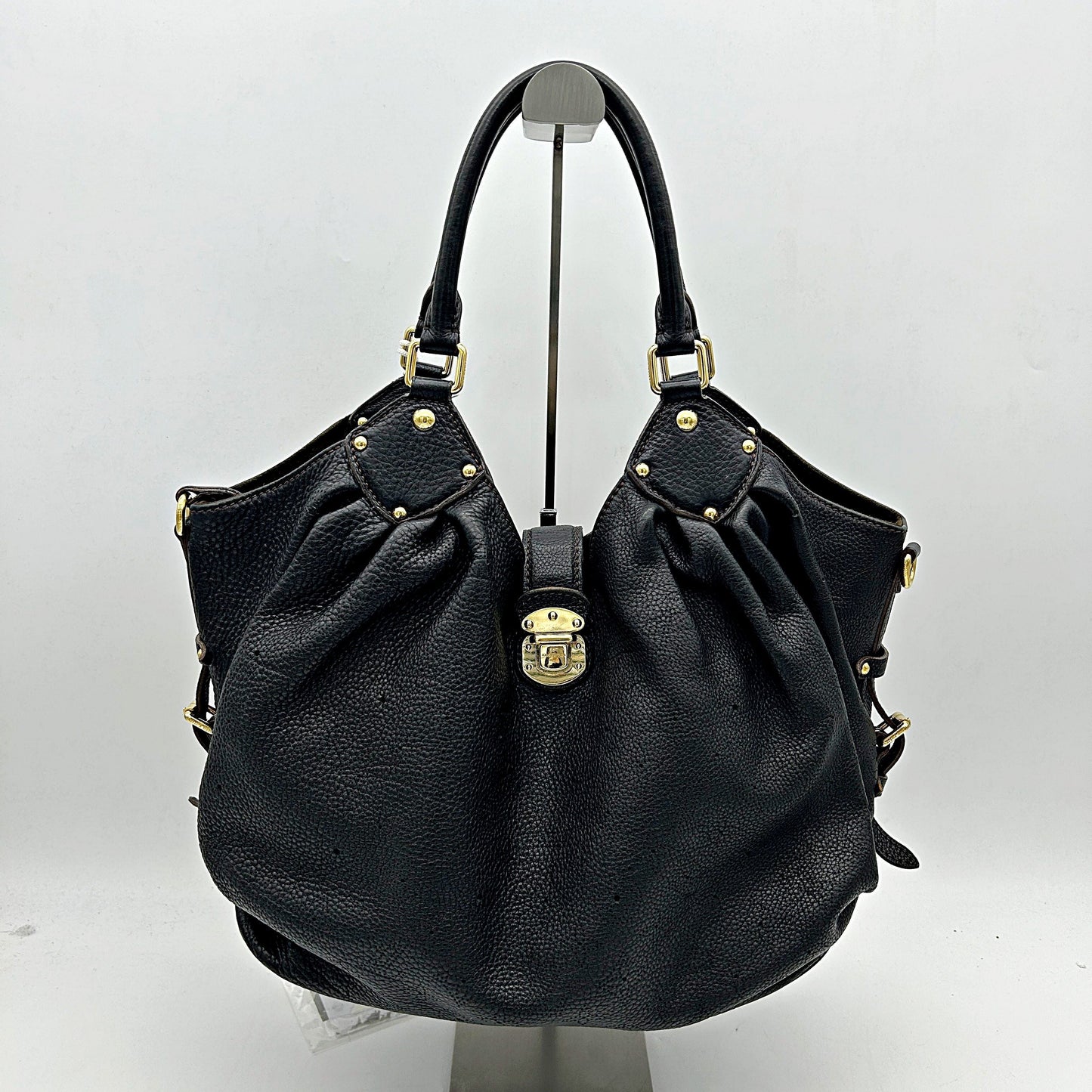 Louis Vuitton Black Monogram Mahina Leather XL Bag Louis Vuitton LA12408