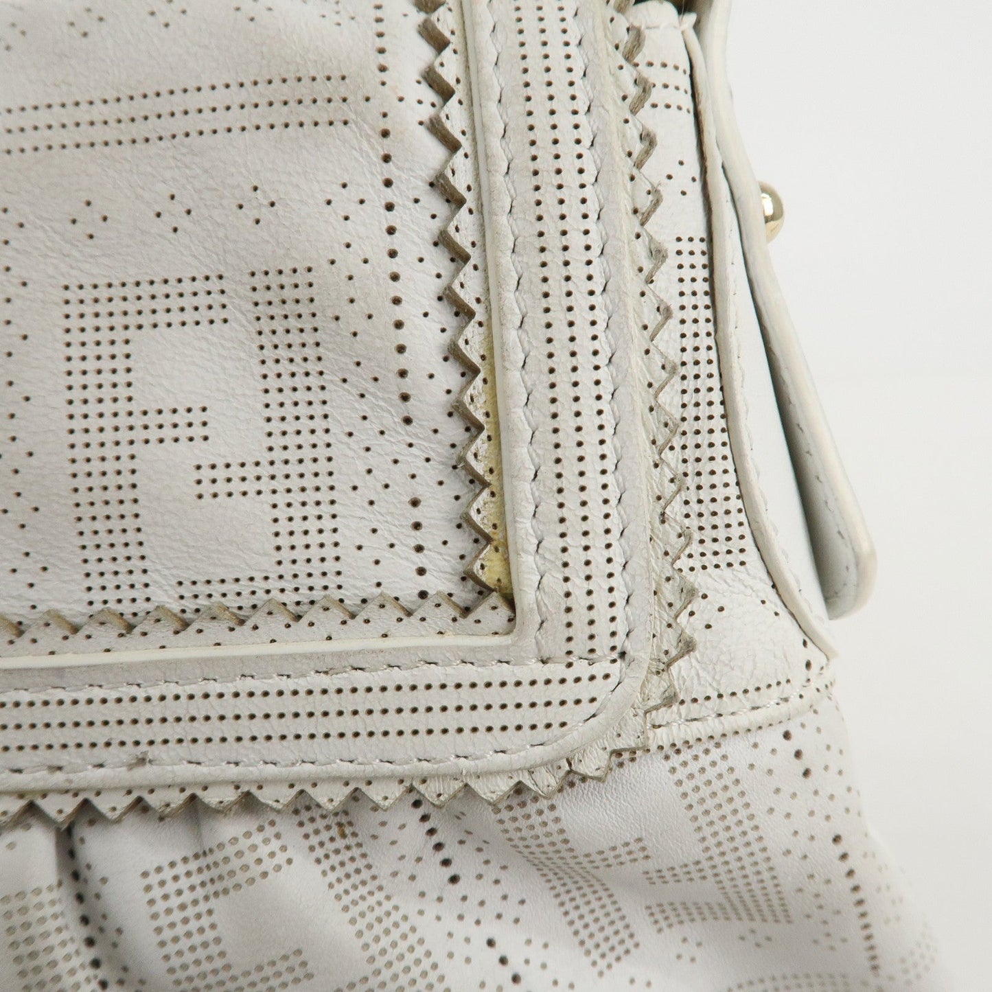 FENDI Zucca Leather Shoulder Bag Hand Bag White 8BR445