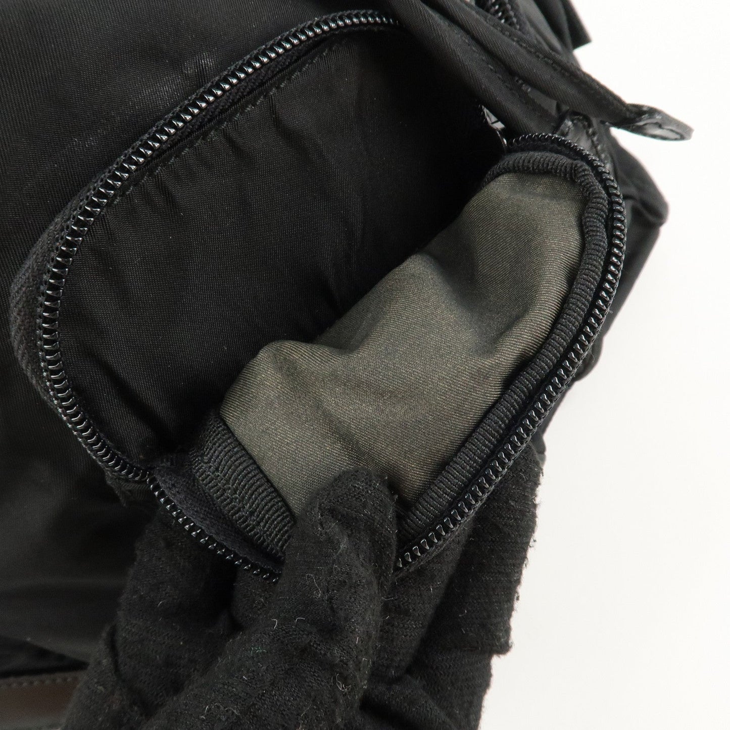 PRADA Triangle Logo Nylon Leather Back Pack Black B5885
