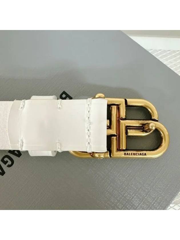 Luxury Balenciaga Trending 2026 BB Buckle Belt White