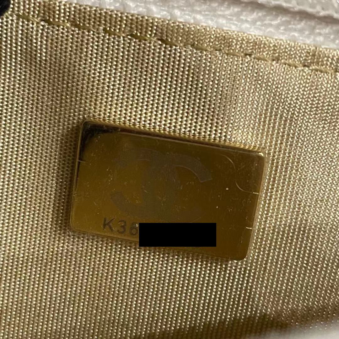CHANEL Pearl Crush Wallet on Chain White