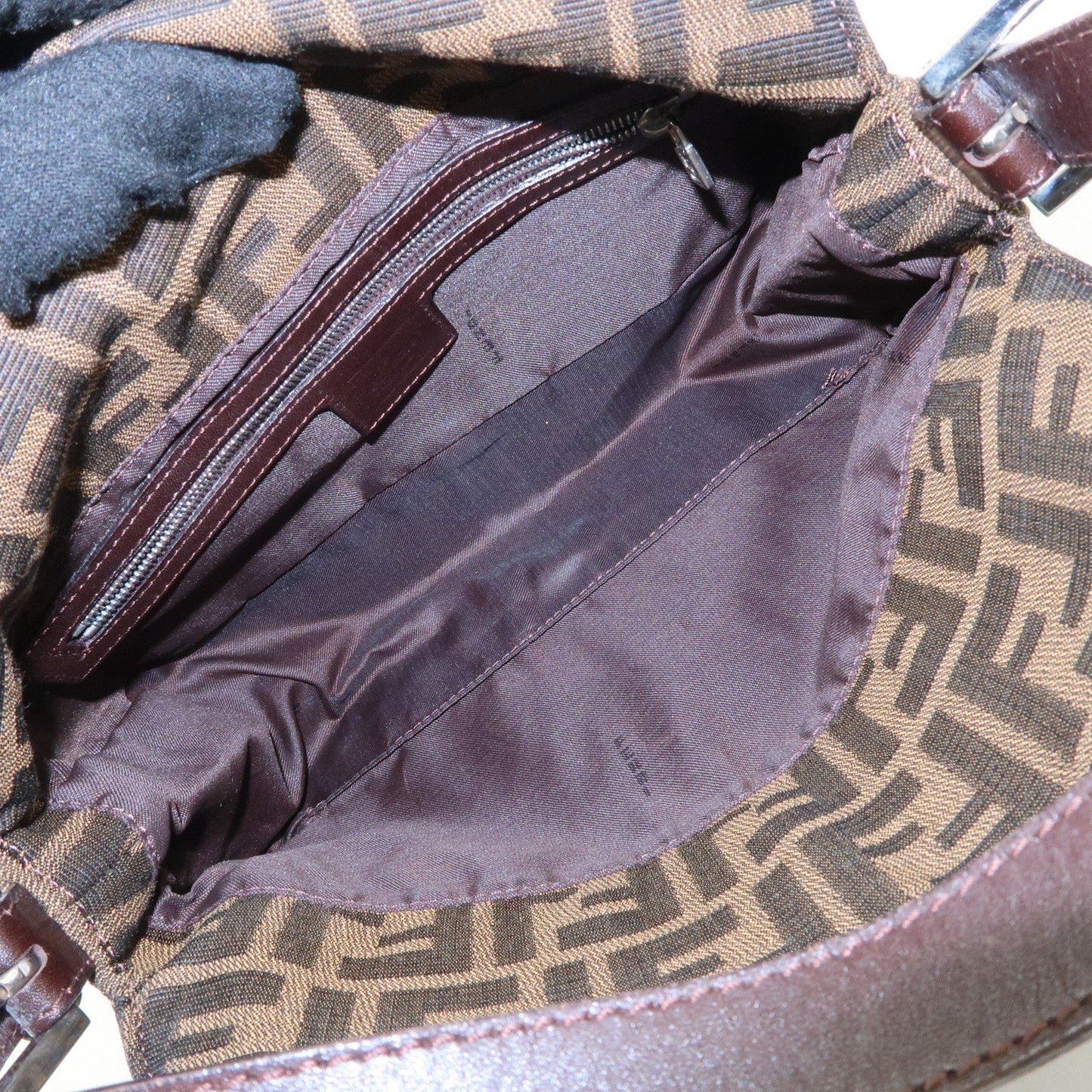 FENDI Zucca Canvas Leather Shoulder Bag Brown Black 26725