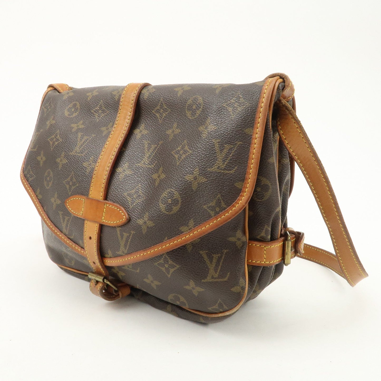 Louis Vuitton Monogram Saumur 30 Crossbody Bag Shoulder Bag M42256