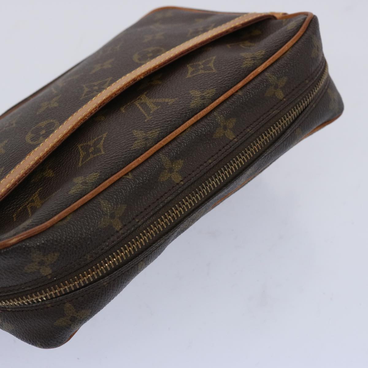 LOUIS VUITTON Compiegne 23 Clutch Bag