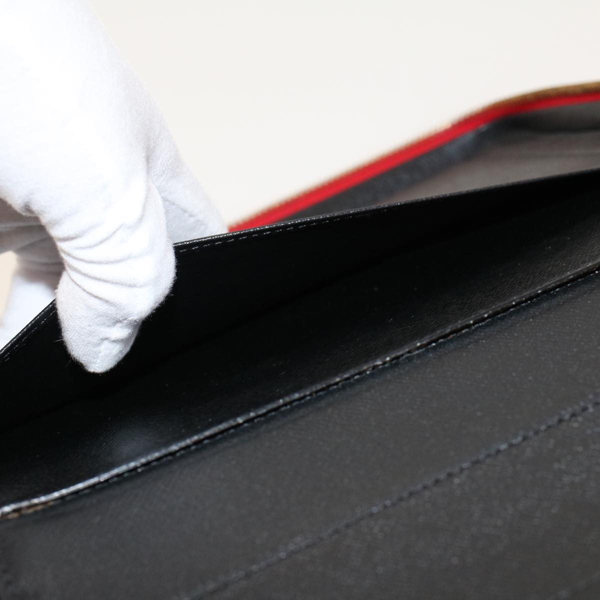 Louis Vuitton Pochette