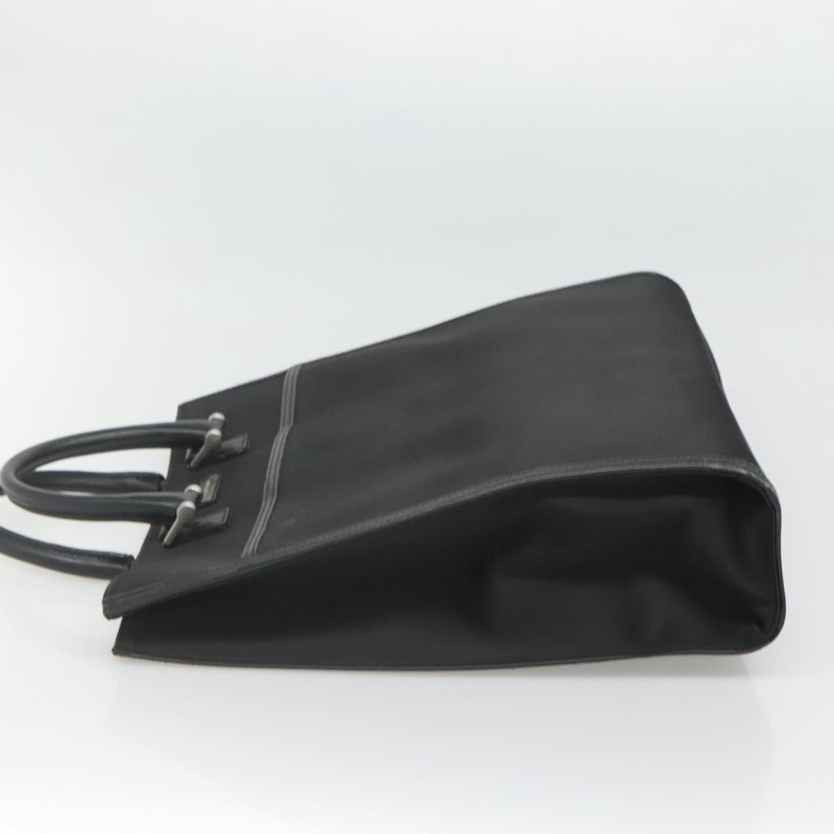 Burberry Black Nylon Handbag ( )