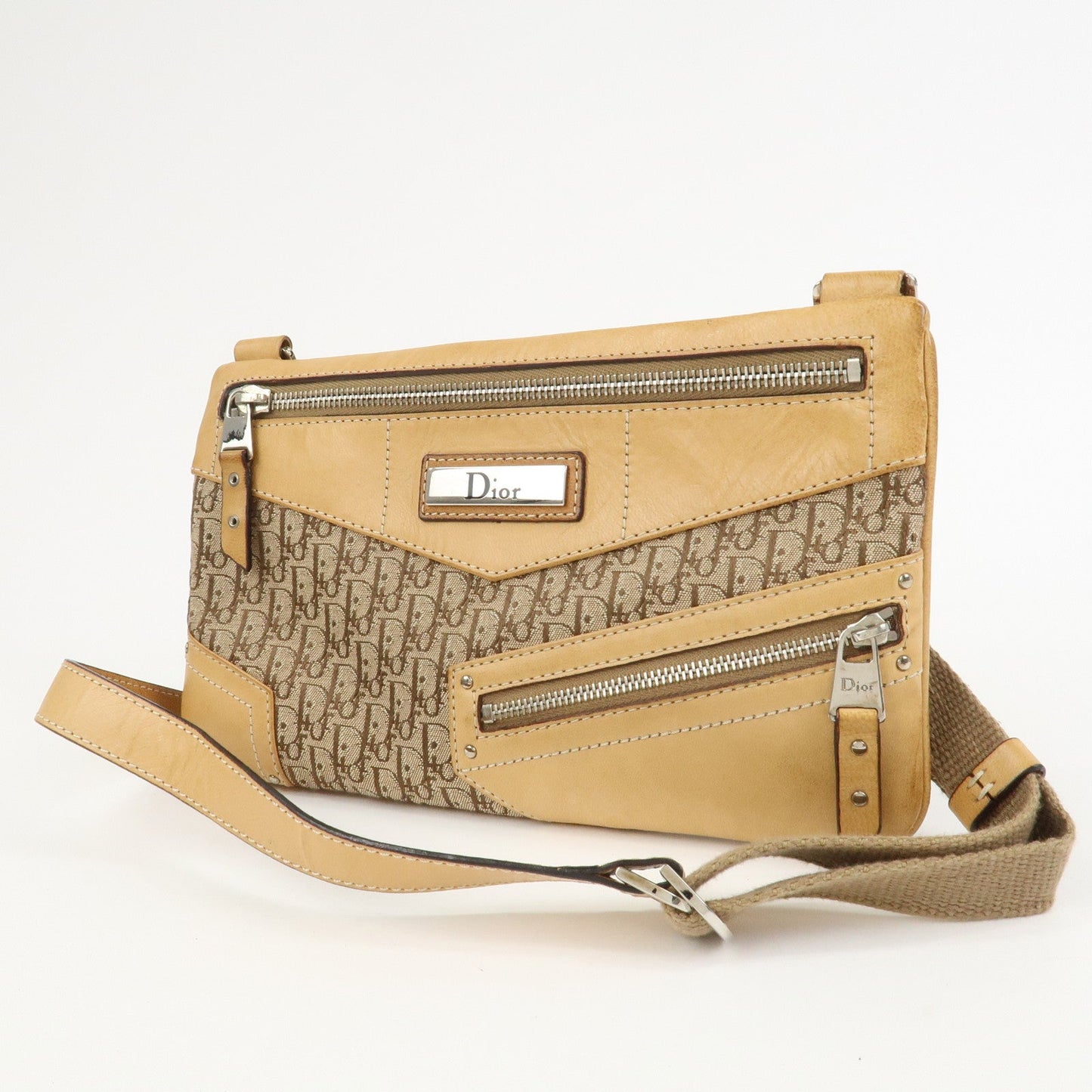 Christian Dior Street Chic Trotter Shoulder Bag Crossbody Bag Brown