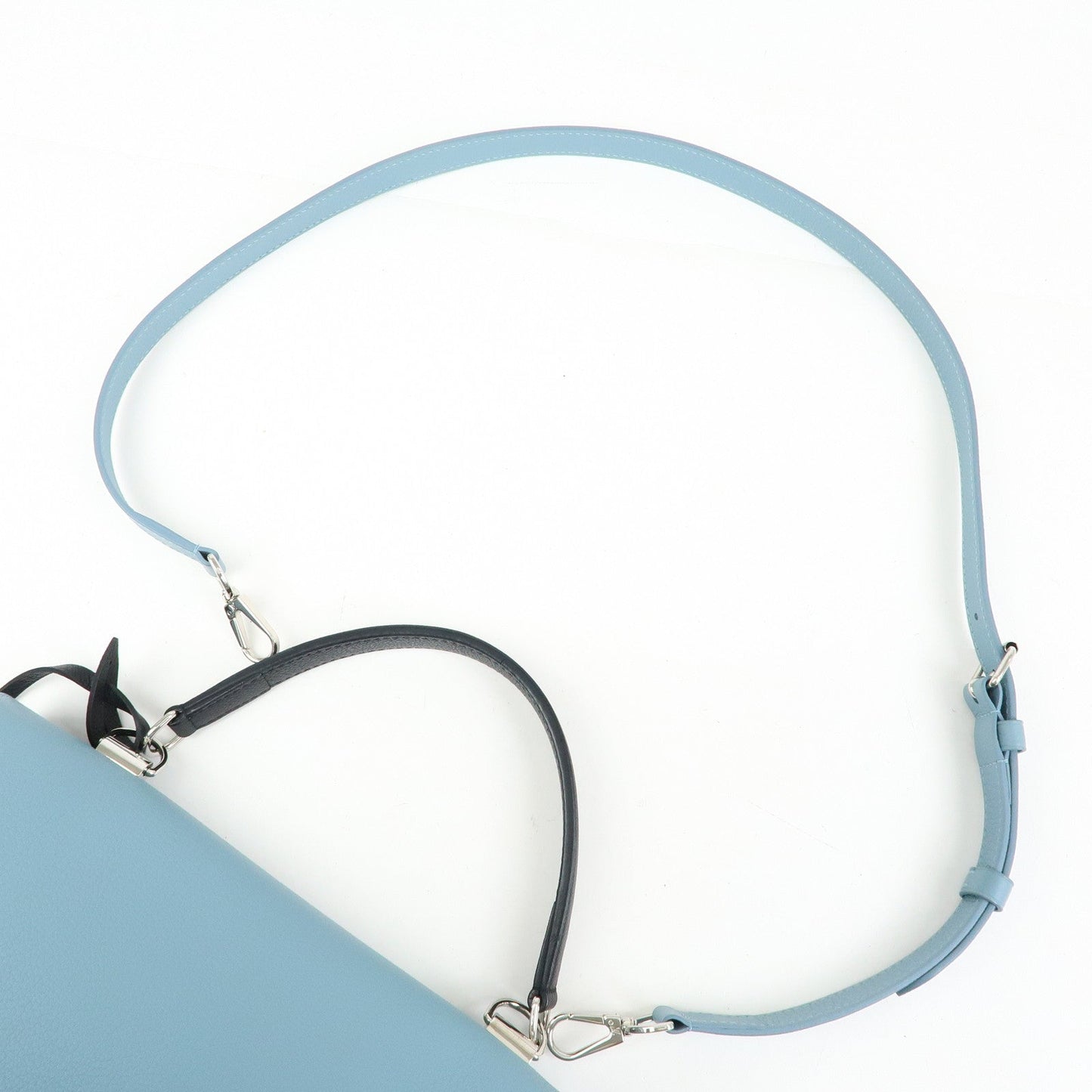 Louis Vuitton Lock Me Leather Cartable Hand Bag Blue Black M50250
