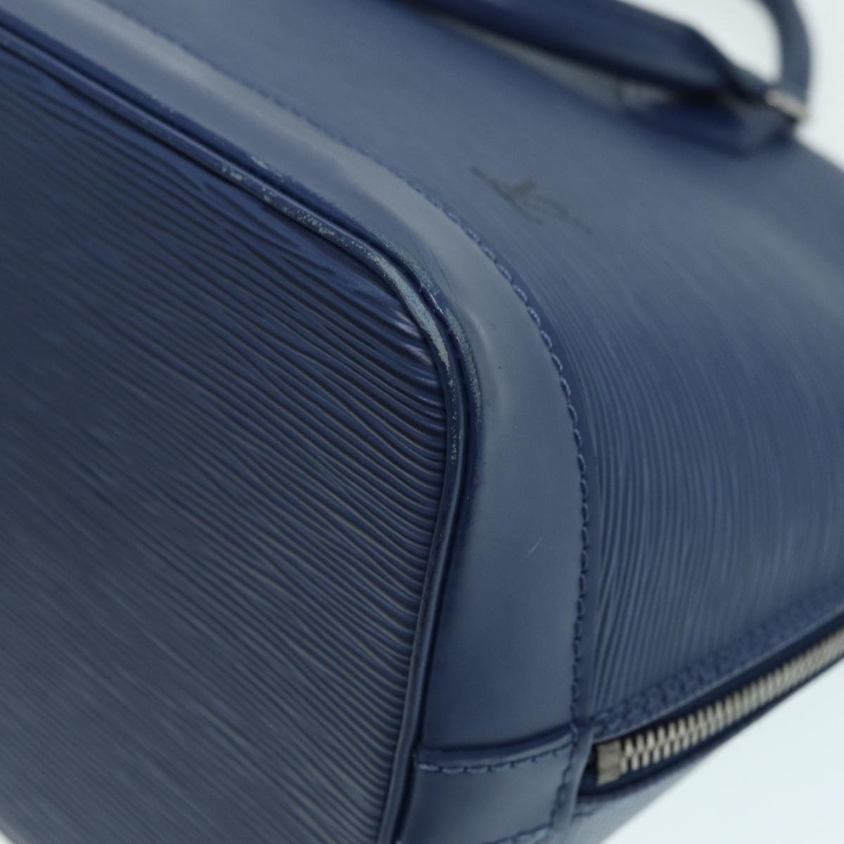 LOUIS VUITTON Alma Handbag