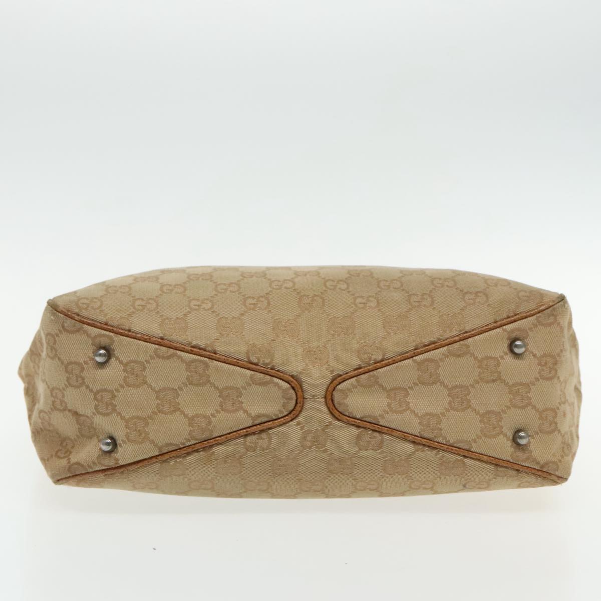 Gucci --