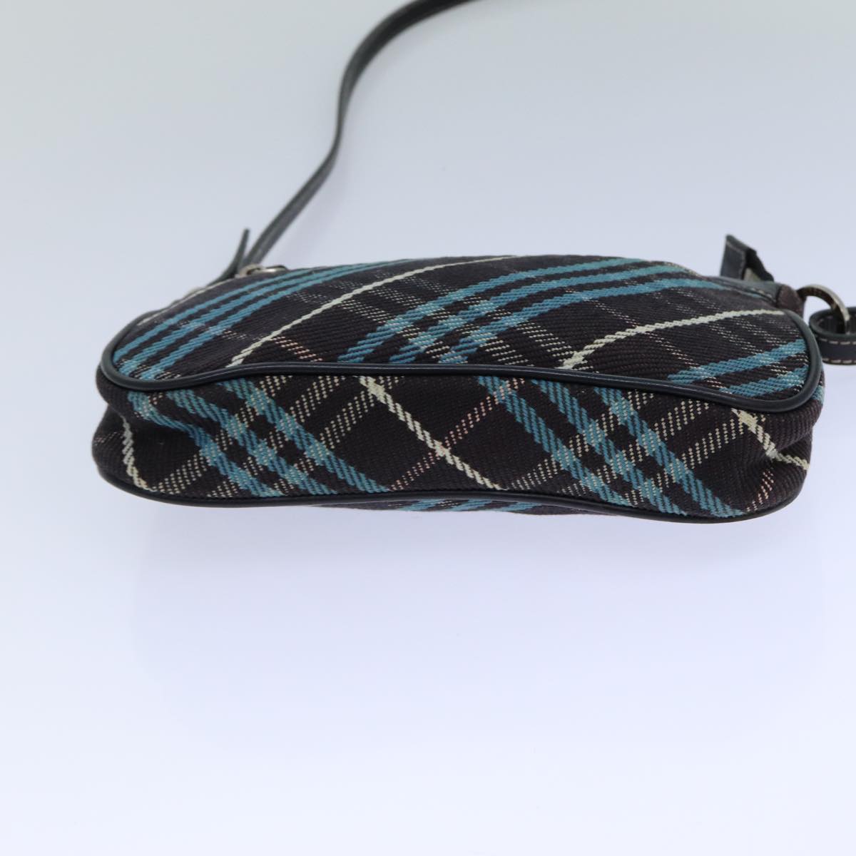 Luxury Burberry Nova Check Shoulder Bag