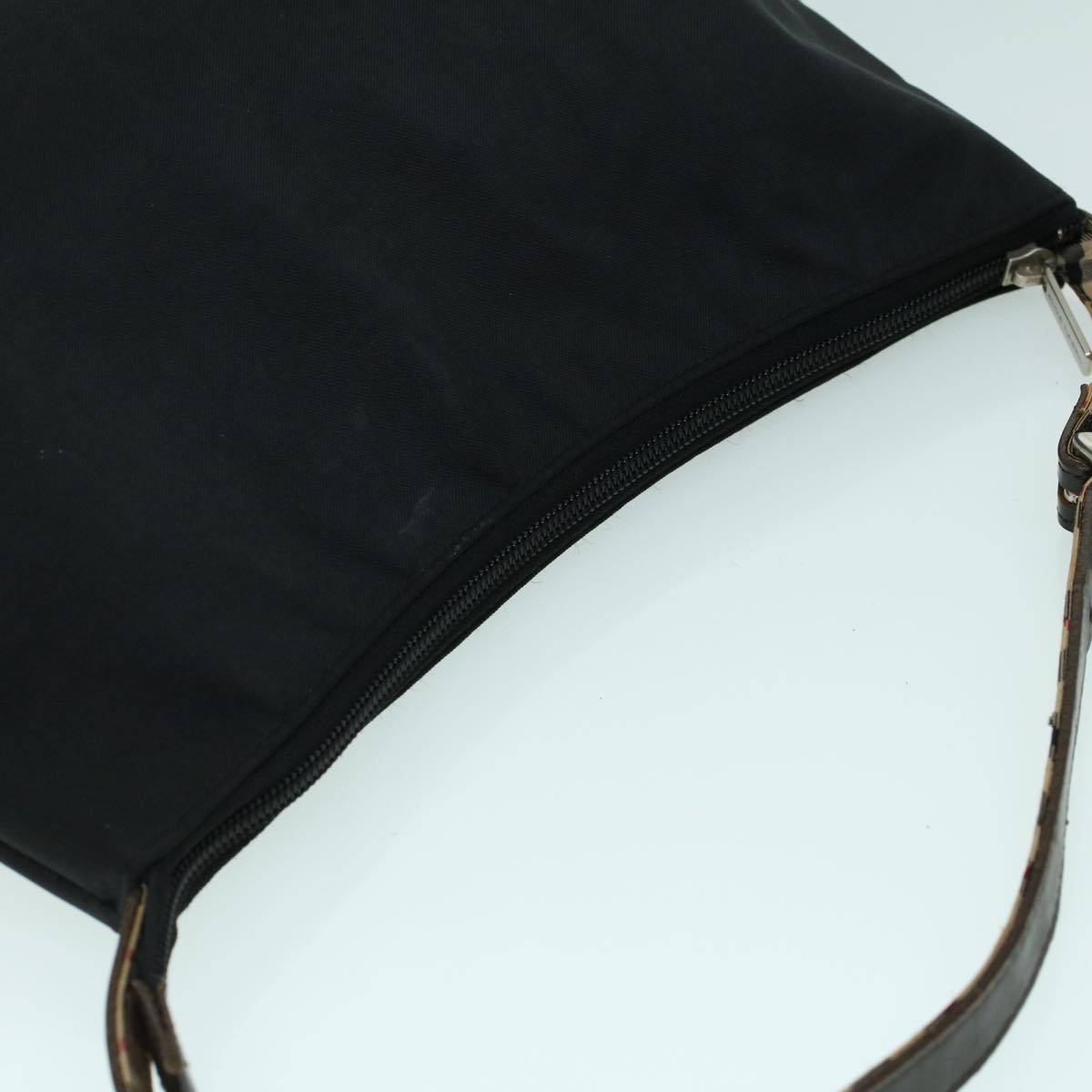 Burberry Black Synthetic Shoulder Bag ( )