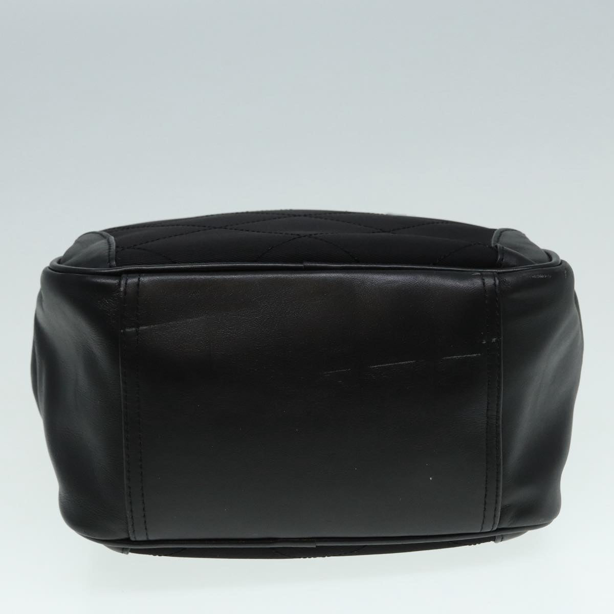 Burberry Black Synthetic Handbag ( )