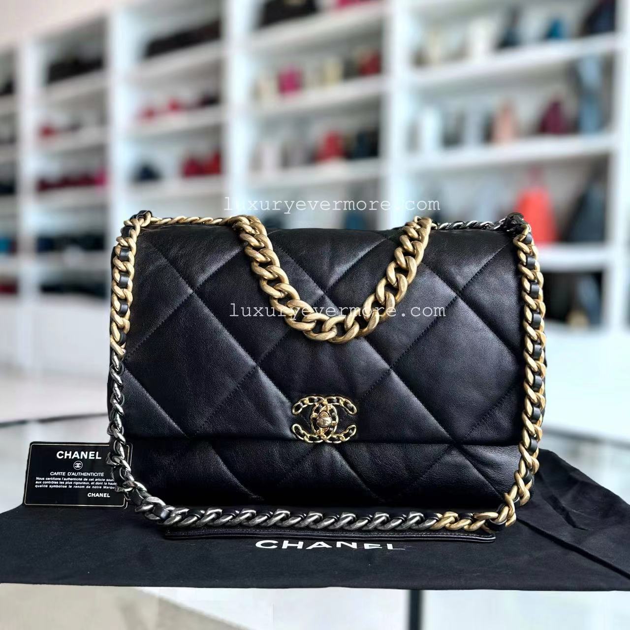 Chanel Handbag - EworeBags
