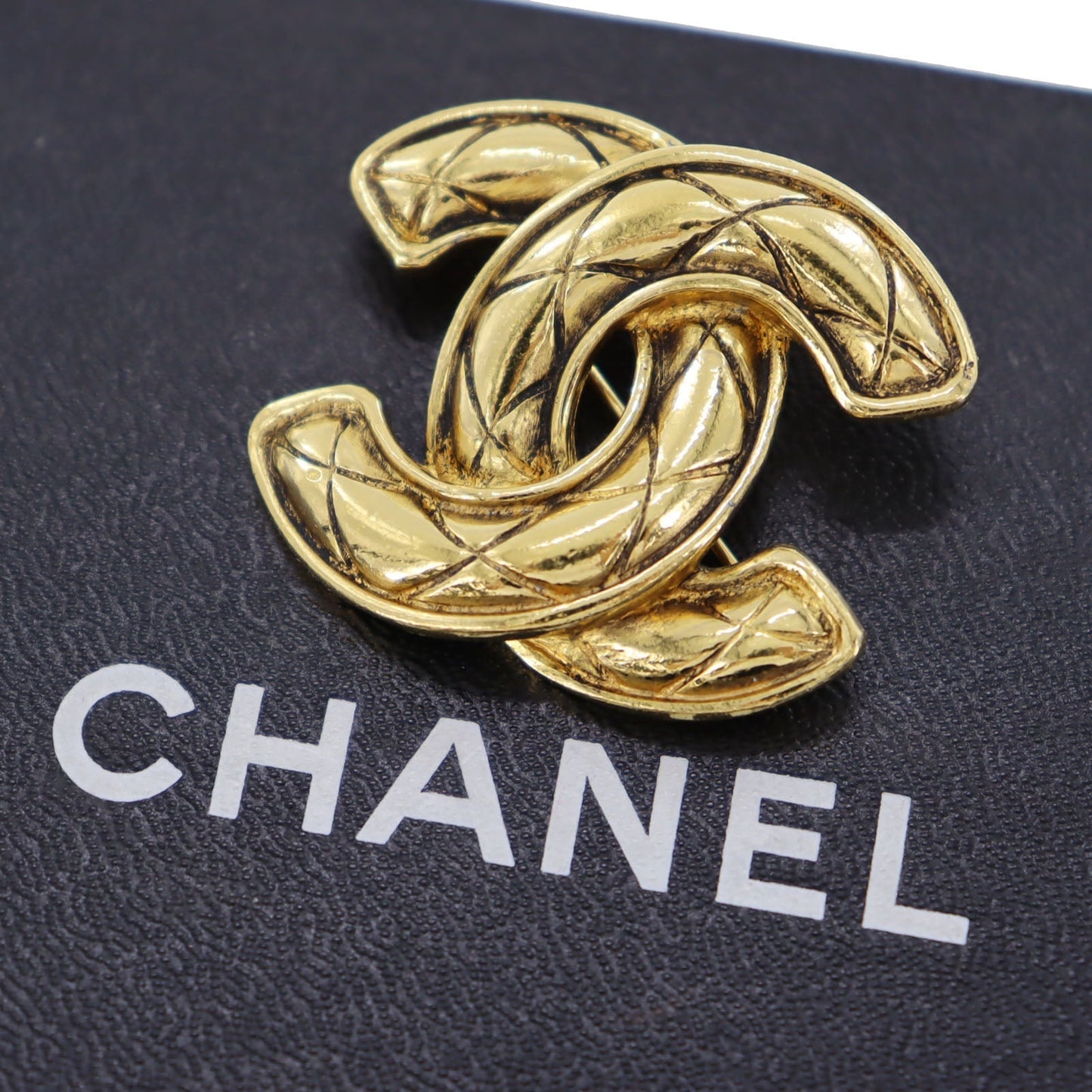 Chanel Matelassé Handbag Bag - Ewore Bags