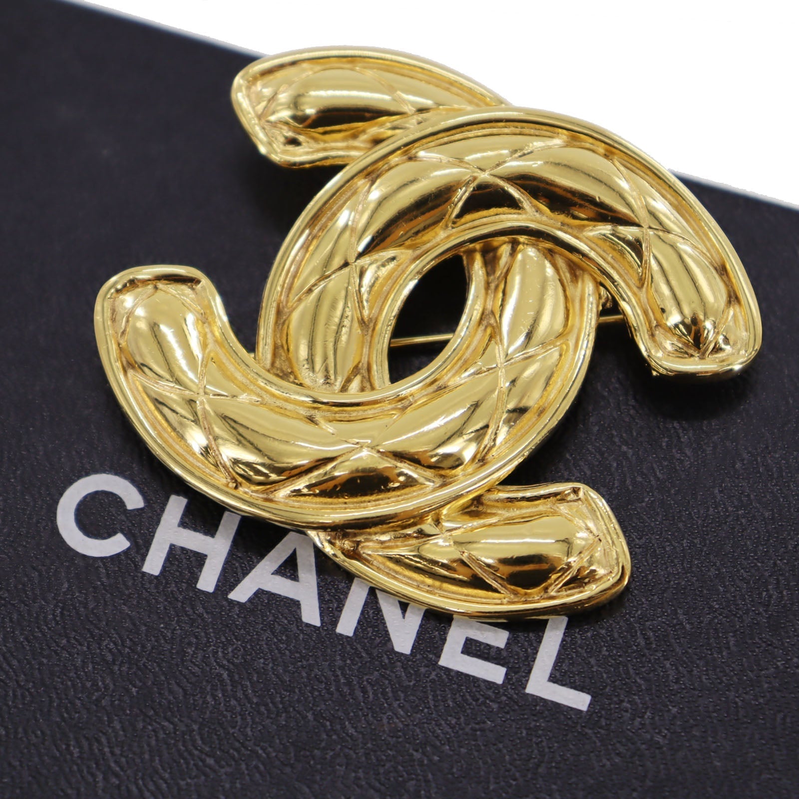 Chanel Matelassé Handbag Bag - Ewore Bags