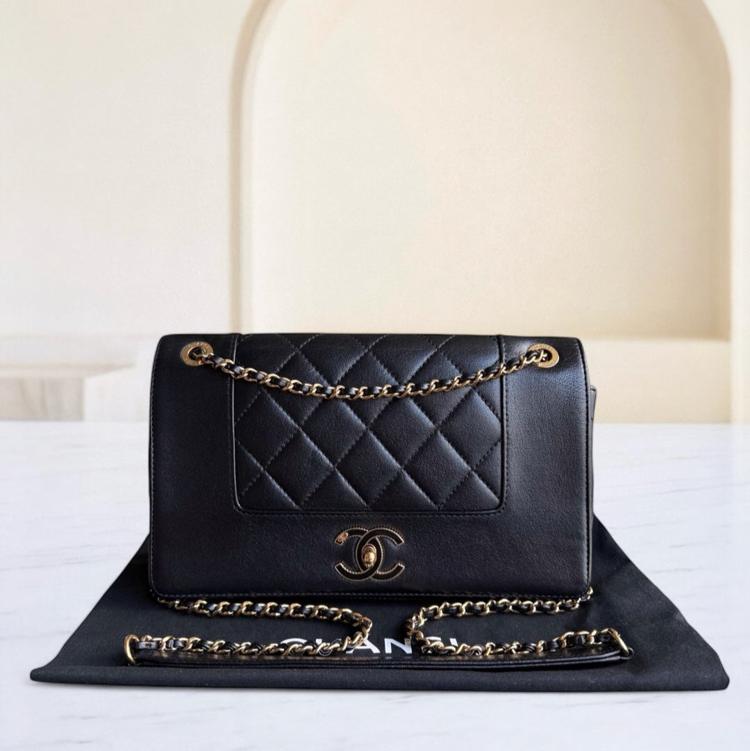 Chanel Shoulder Bag - EworeBags