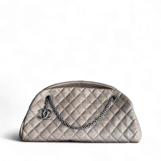 Chanel Handbag - EworeBags