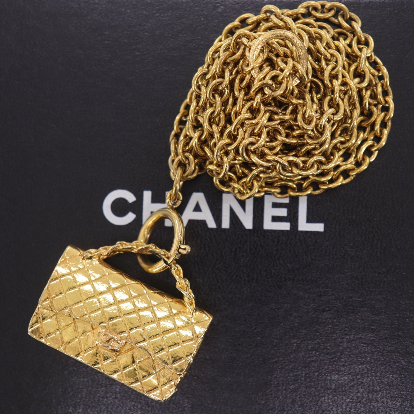 Chanel Matelassé Handbag Bag - Ewore Bags