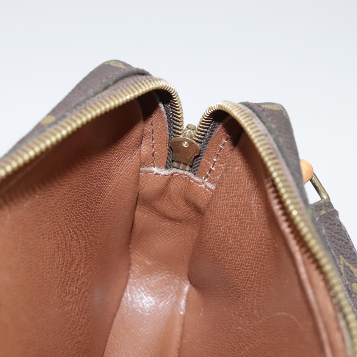 Louis Vuitton Pochette Marly