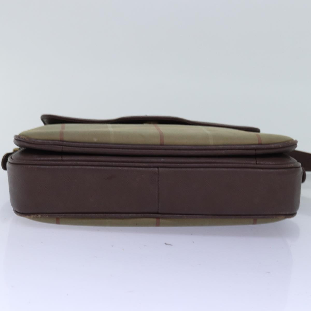 Luxury Burberry Nova Check Shoulder Bag