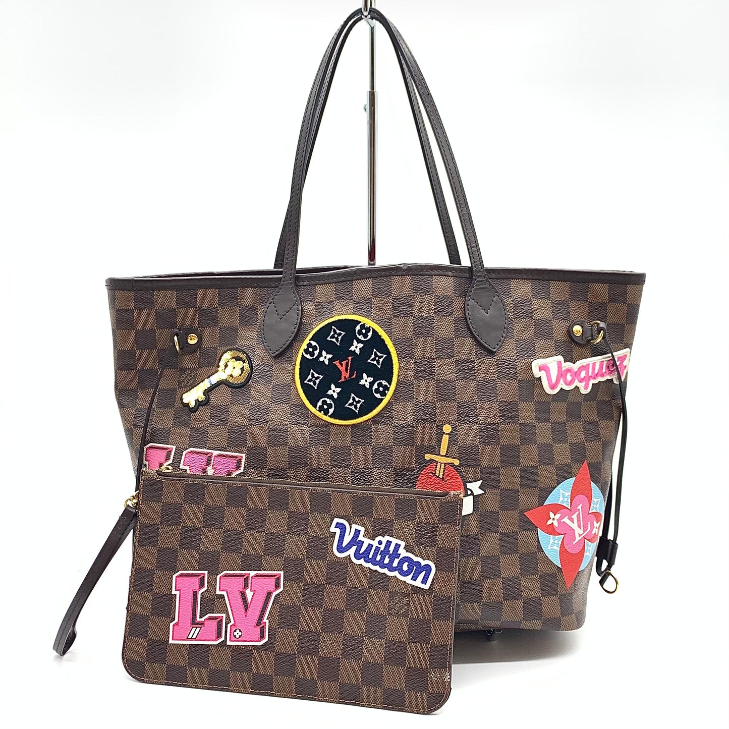 Handbag Luxury Designer By Louis Vuitton Size: Medium