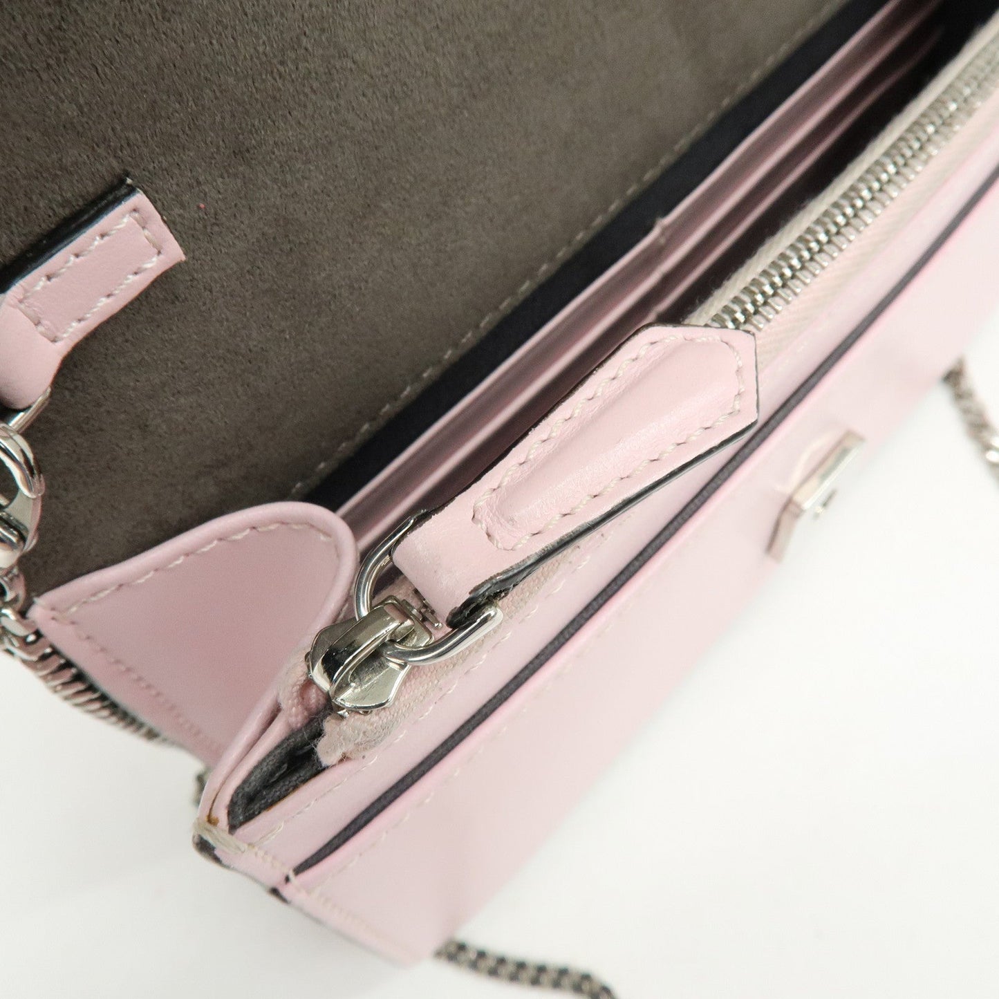 FENDI Leather Studs Chain Wallet Shoulder Bag Pink 8M0346
