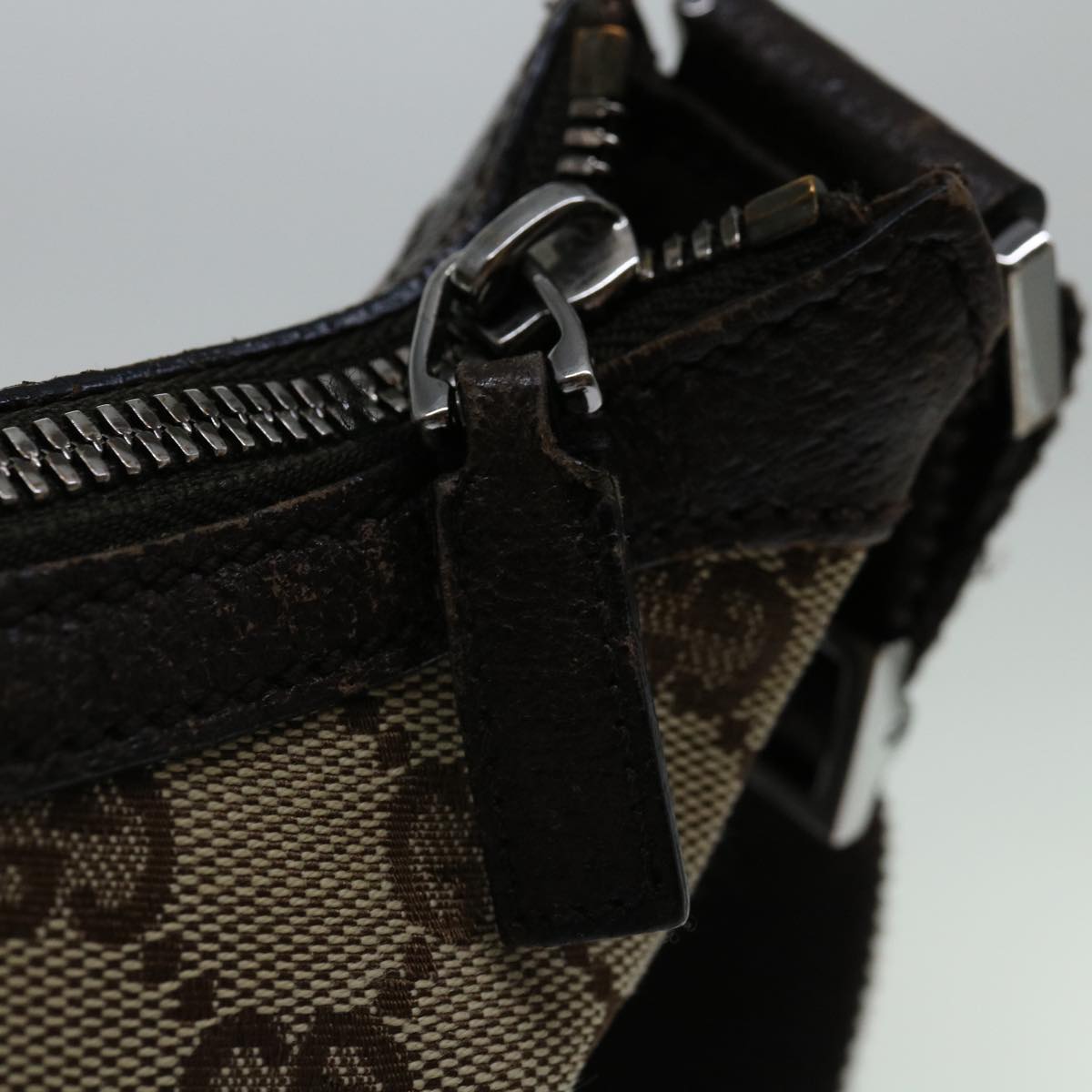 Gucci Gg Canvas Brown Canvas Shoulder Bag ( )