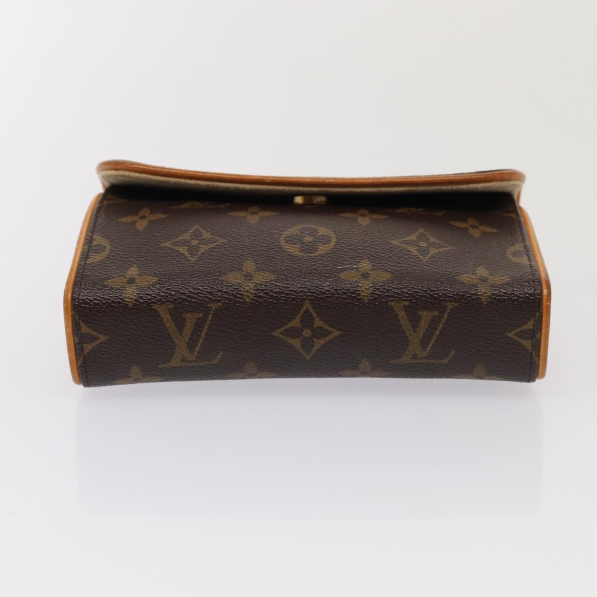 LOUIS VUITTON Pochette florentine Clutch Bag