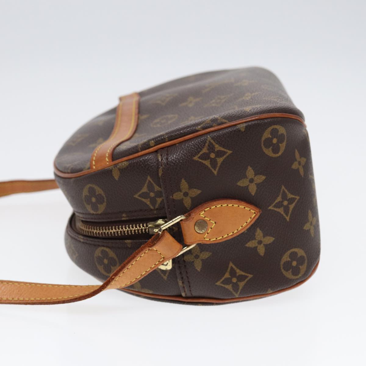 LOUIS VUITTON Besace Shoulder Bag