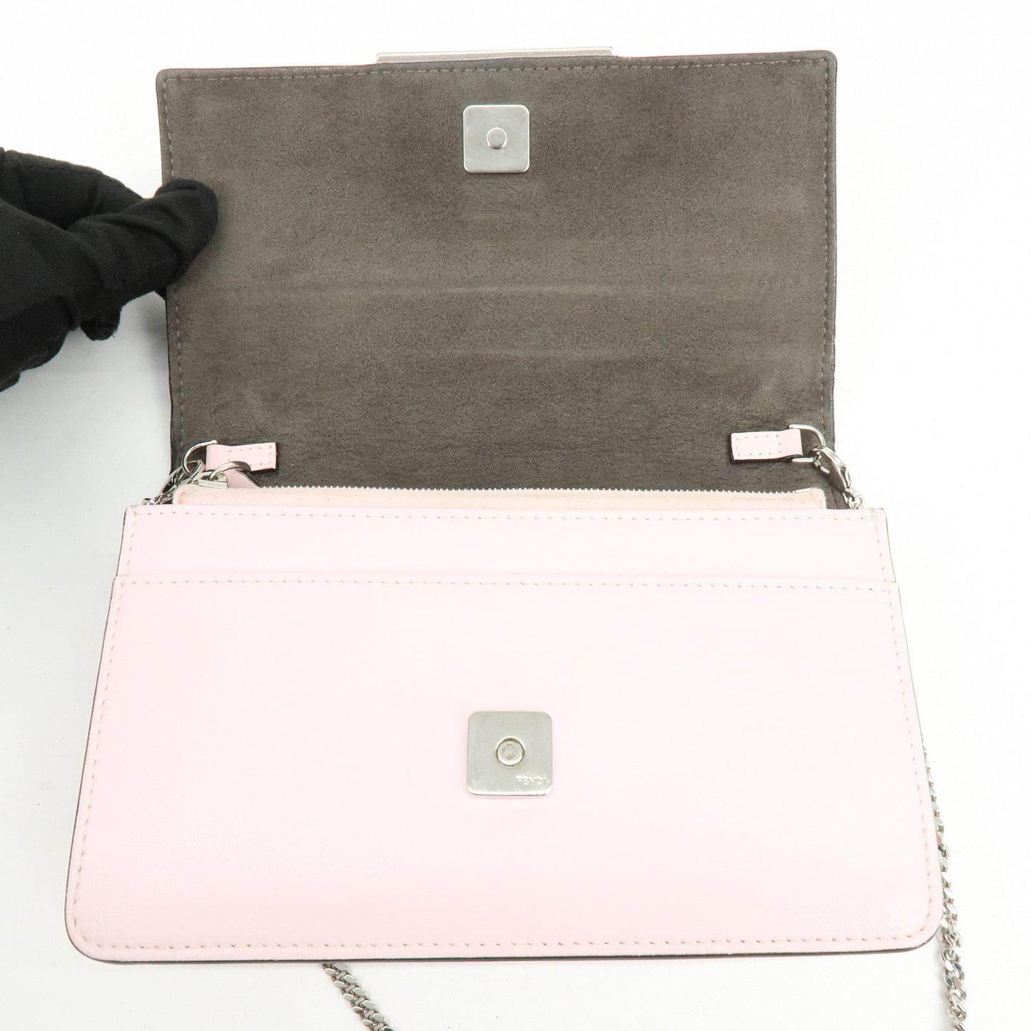 FENDI Leather Studs Chain Wallet Shoulder Bag Pink 8M0346