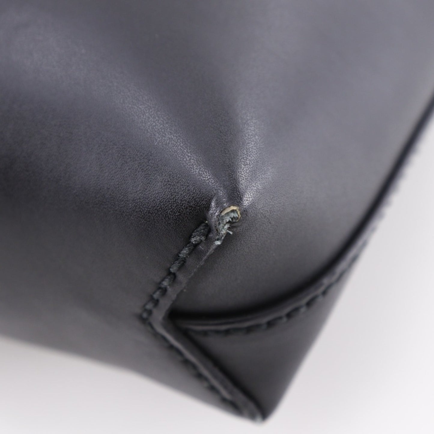 Gucci Black Gg Supreme Messenger Bag Shoulder Bag ( )