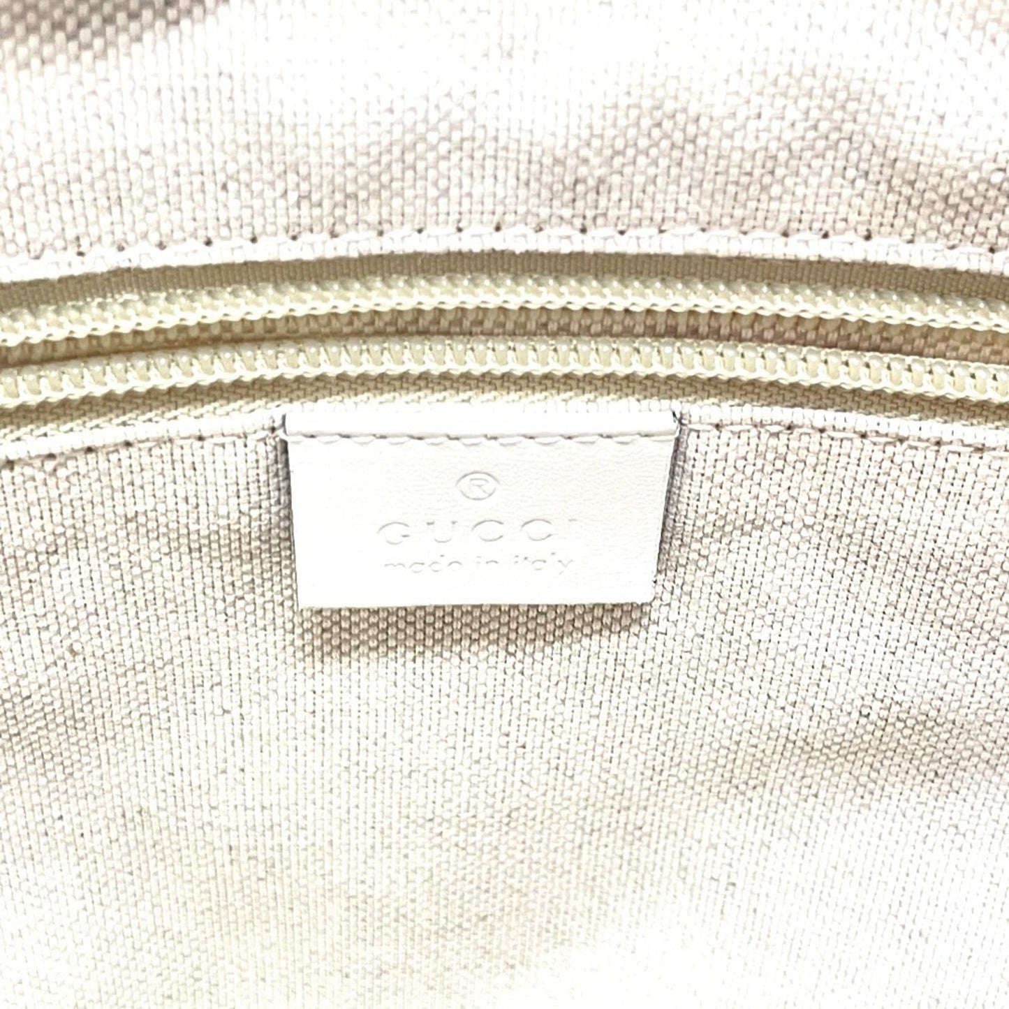 Gucci Ivory Multi-Color Leather Pvc Shoulder Bag Tote Bag ( )