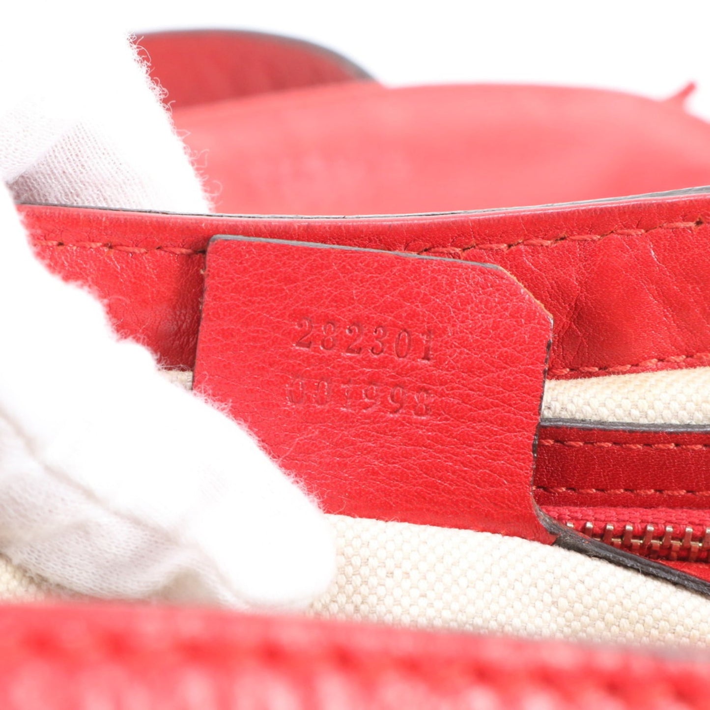 Gucci Red Color Leather Shoulder Bag ( )