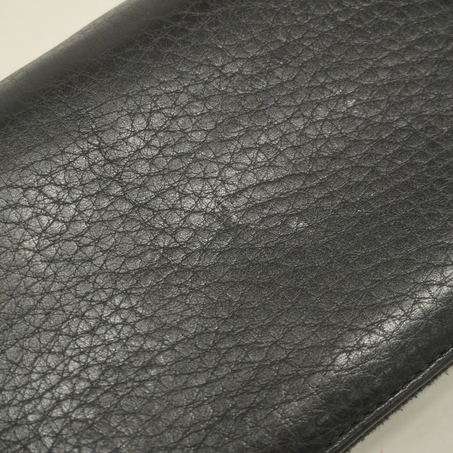 Gucci Black Leather Long Wallet (Bi-Fold) ( )