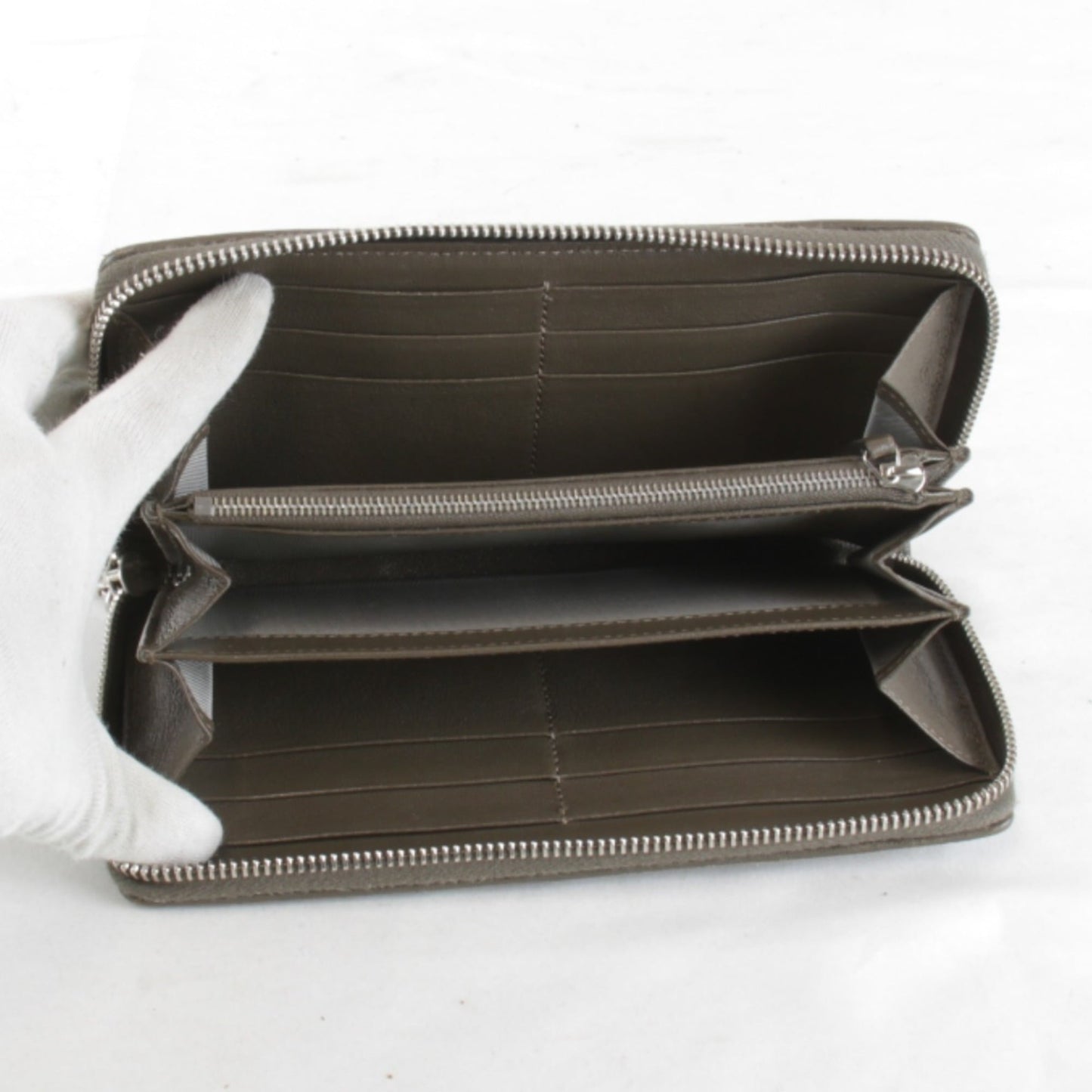 Gucci Brown Leather Long Wallet (Bi-Fold) ( )