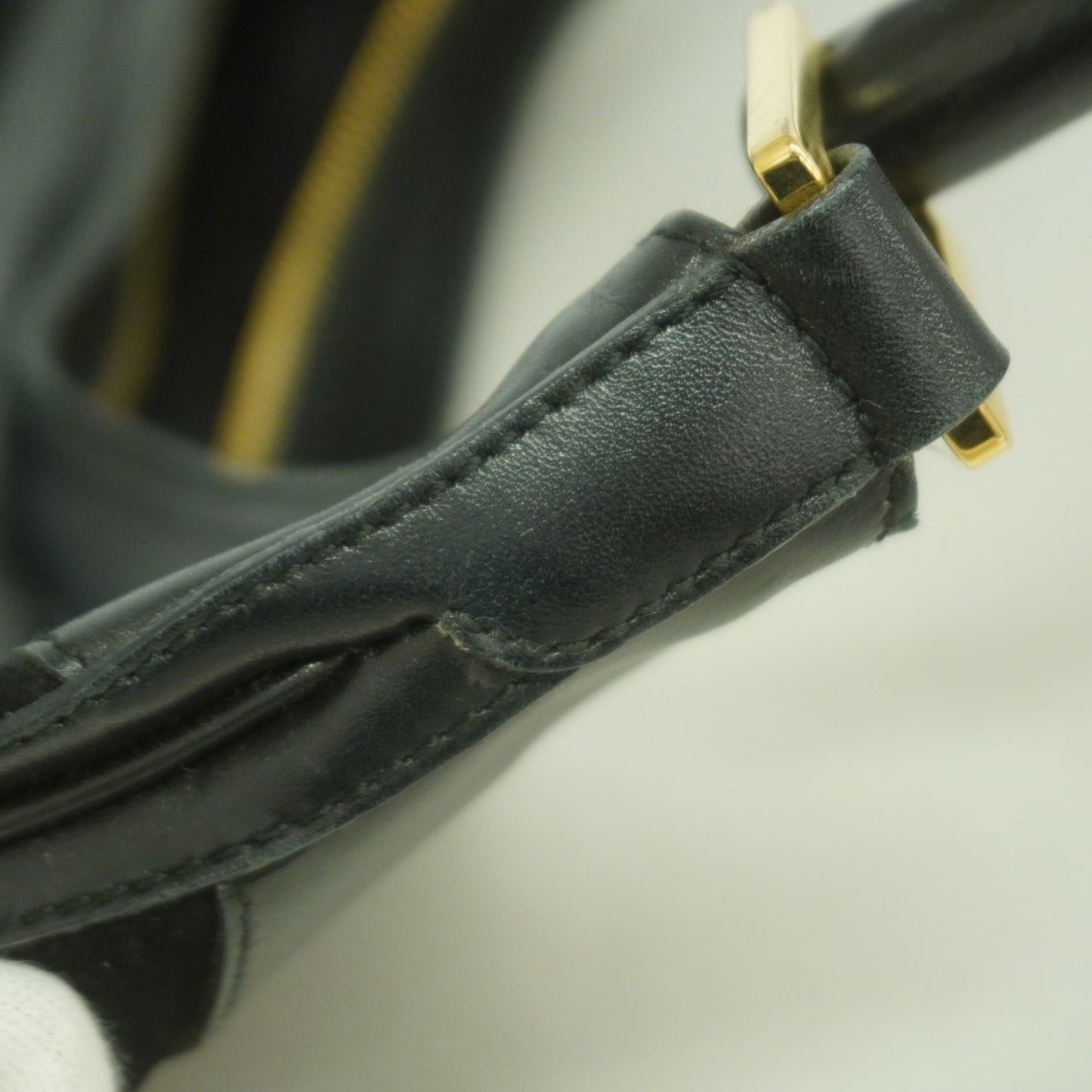 Gucci Black Suede Shoulder Bag ( )