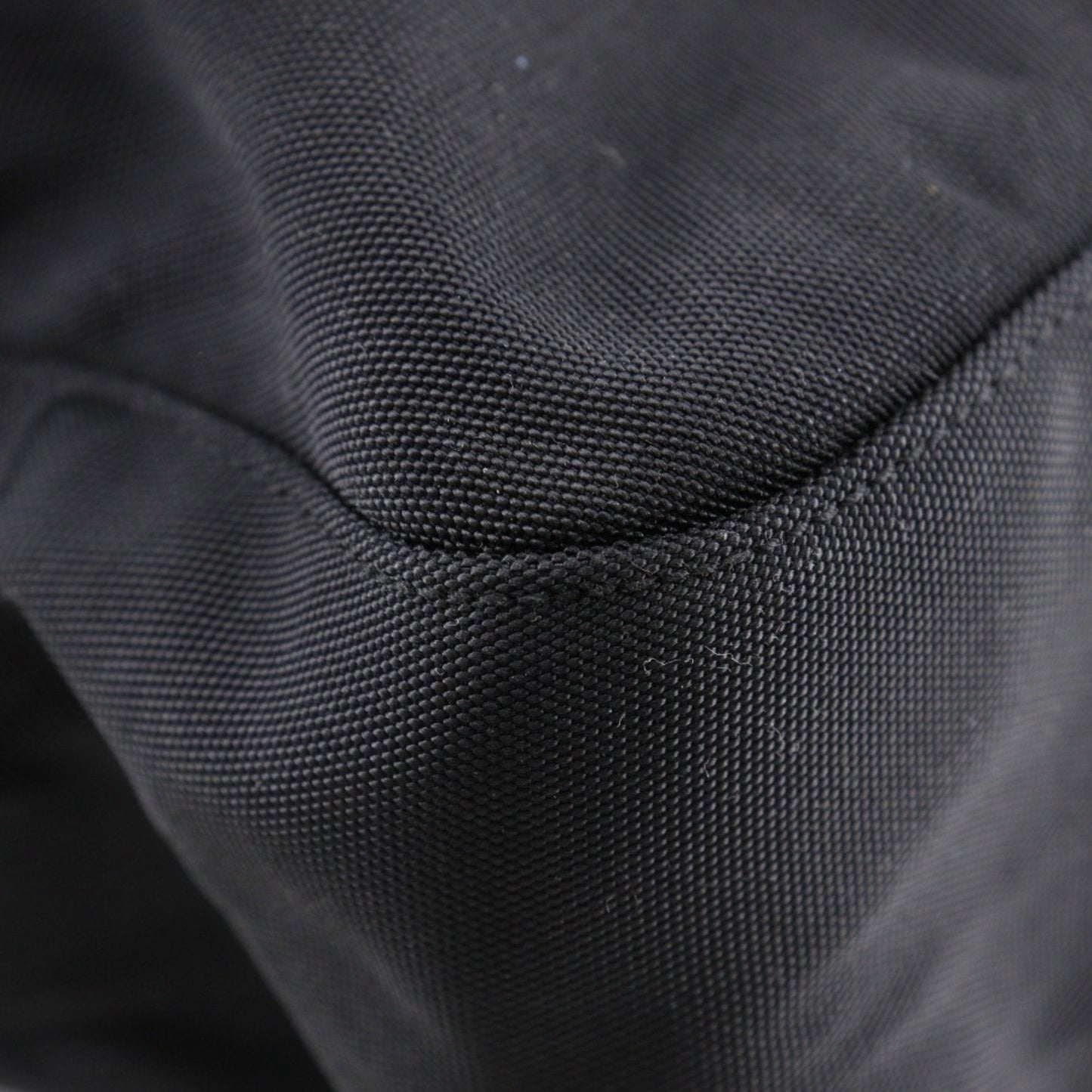 Gucci Black Nylon Canvas Shoulder Bag ( )