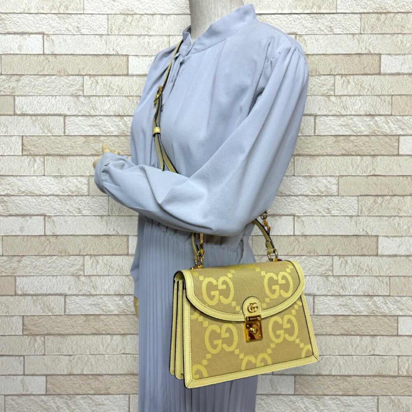 Gucci Leather Canvas Shoulder Bag