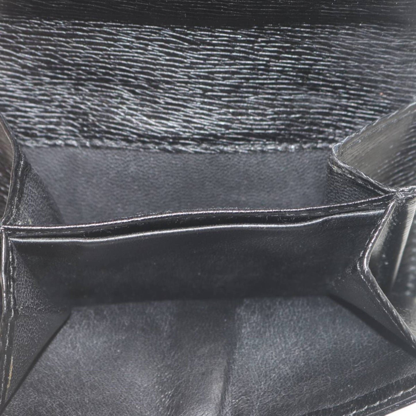 Gucci Black Wallet (Tri-Fold) ( )