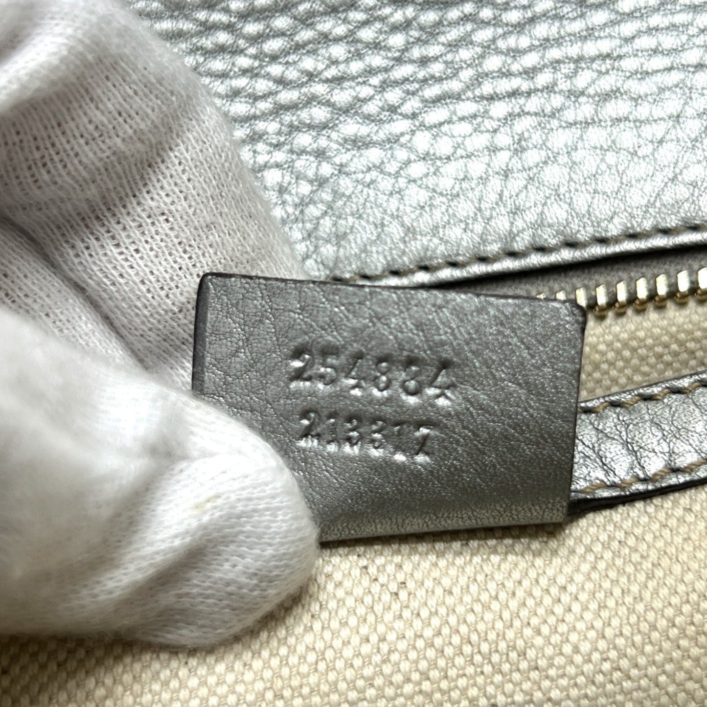 Gucci Silver Leather Handbag ( )