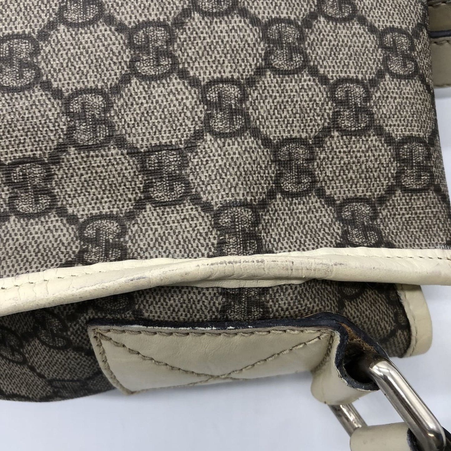 Gucci Beige Brown Gg Supreme Shoulder Bag ( )
