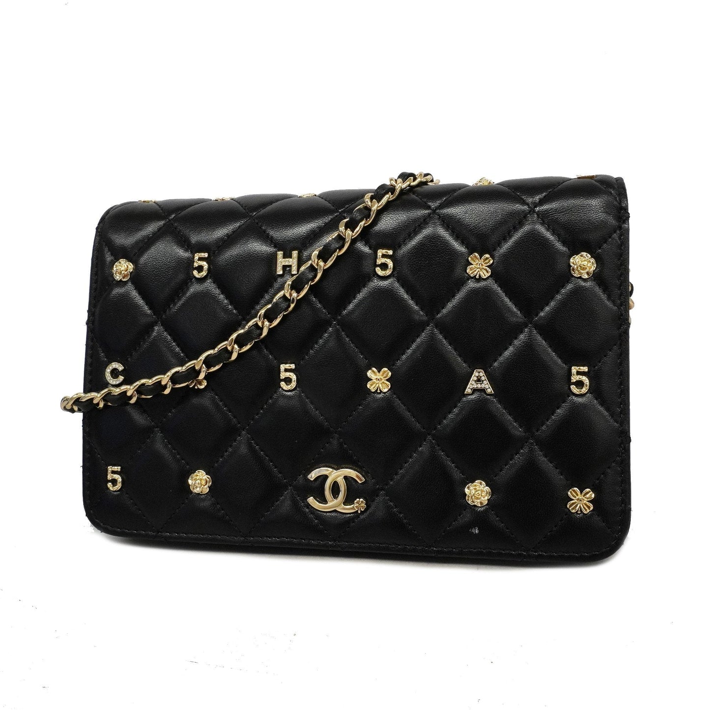 Chanel Matelassé Shoulder Bag - Ewore Bags