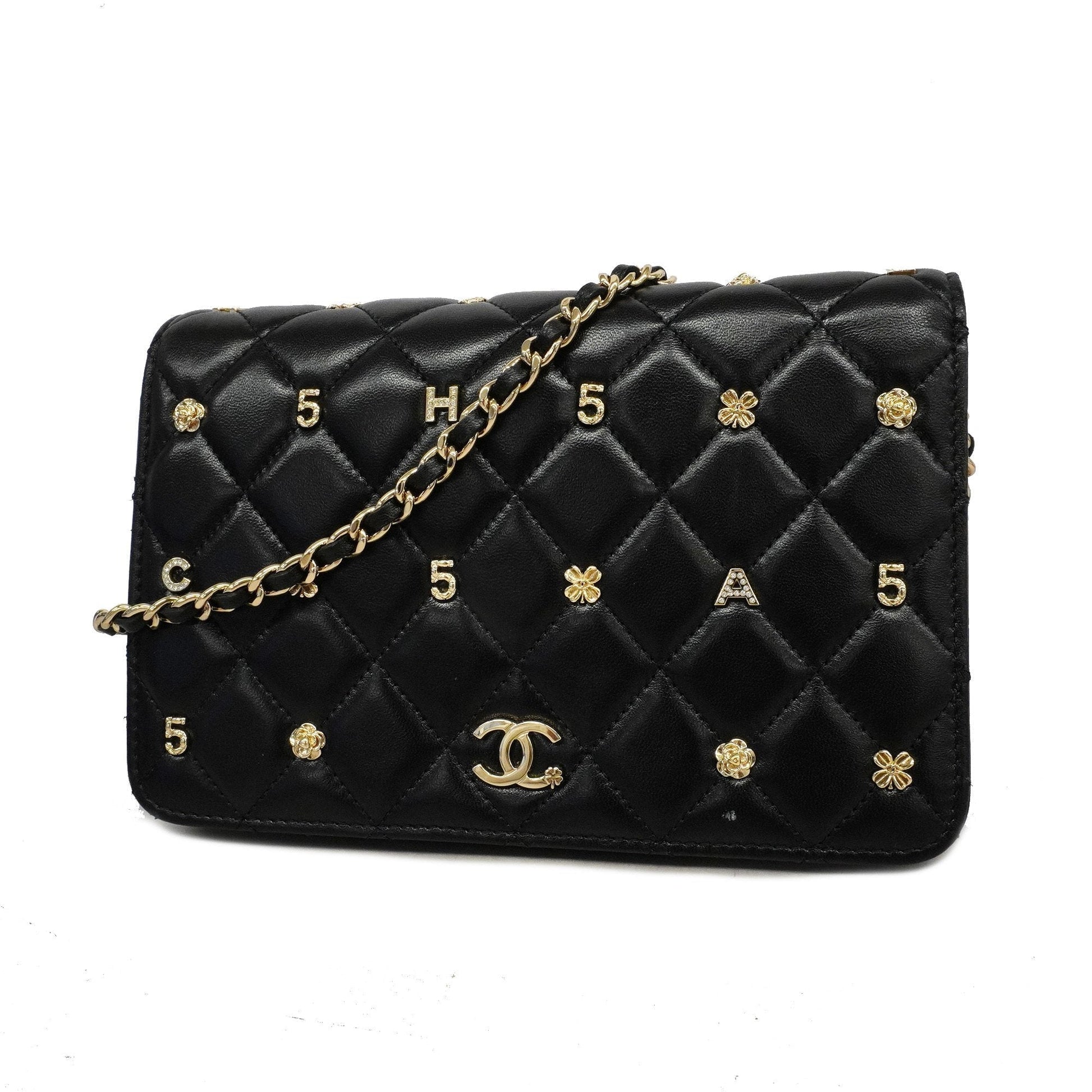 Chanel Matelassé Shoulder Bag - Ewore Bags