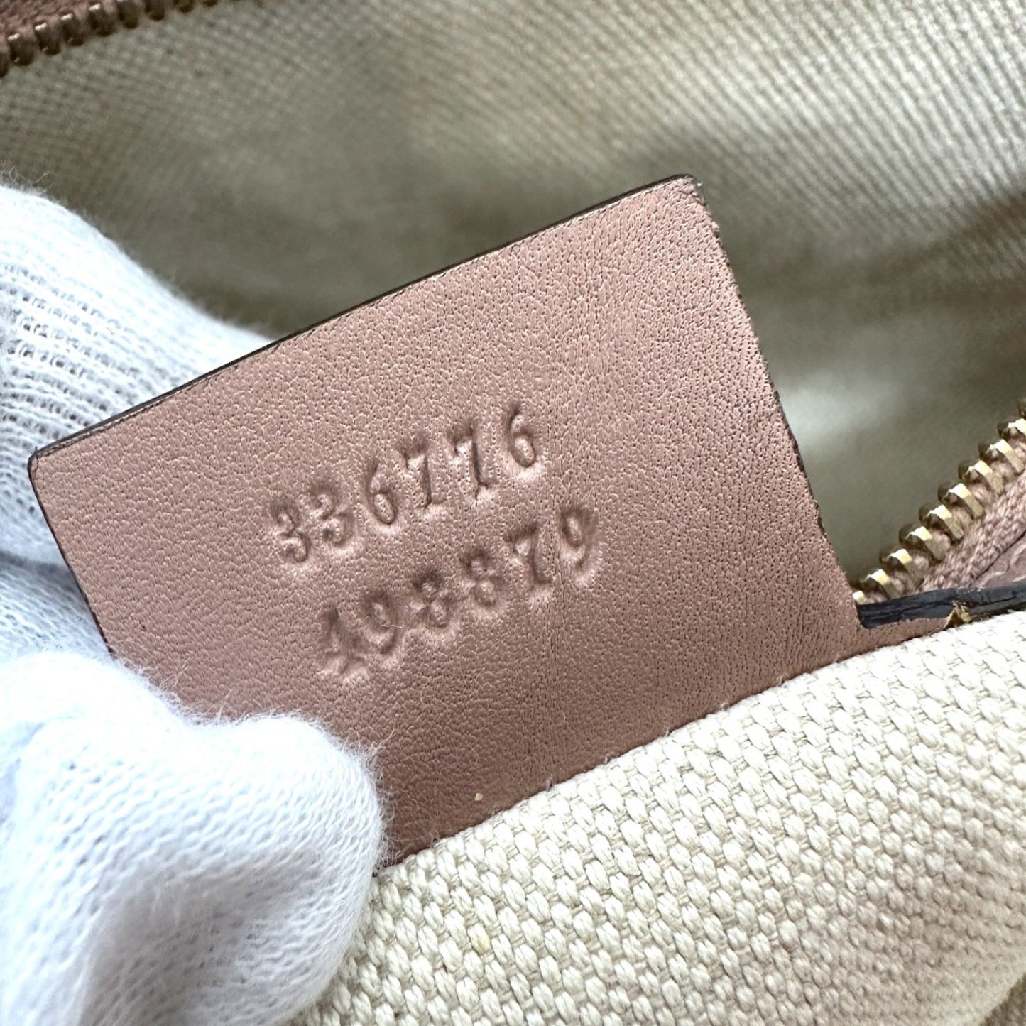 Gucci Beige Patent Leather Tote Bag ( )